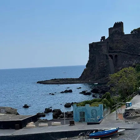 Dietro Il Castello * 아치카스텔로