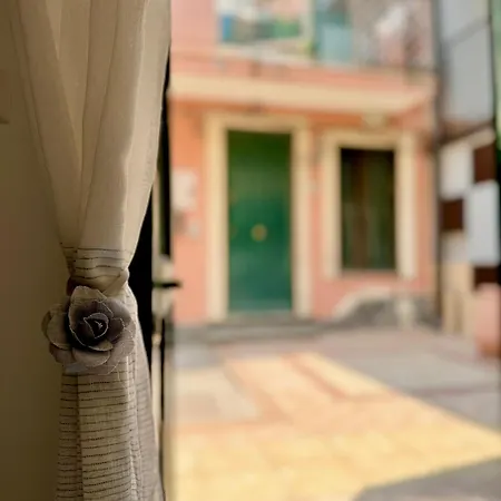 Dietro Il Castello 펜션 *